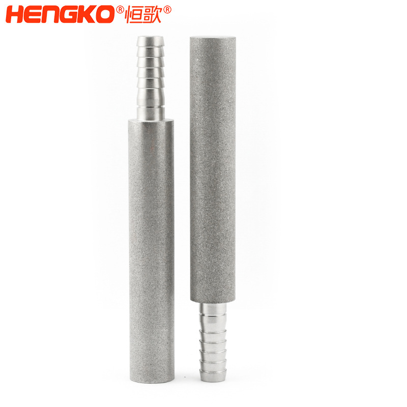 不銹鋼粉末燒結曝氣頭擴散器孔隙率高流通速度快，用于臭氧發生器